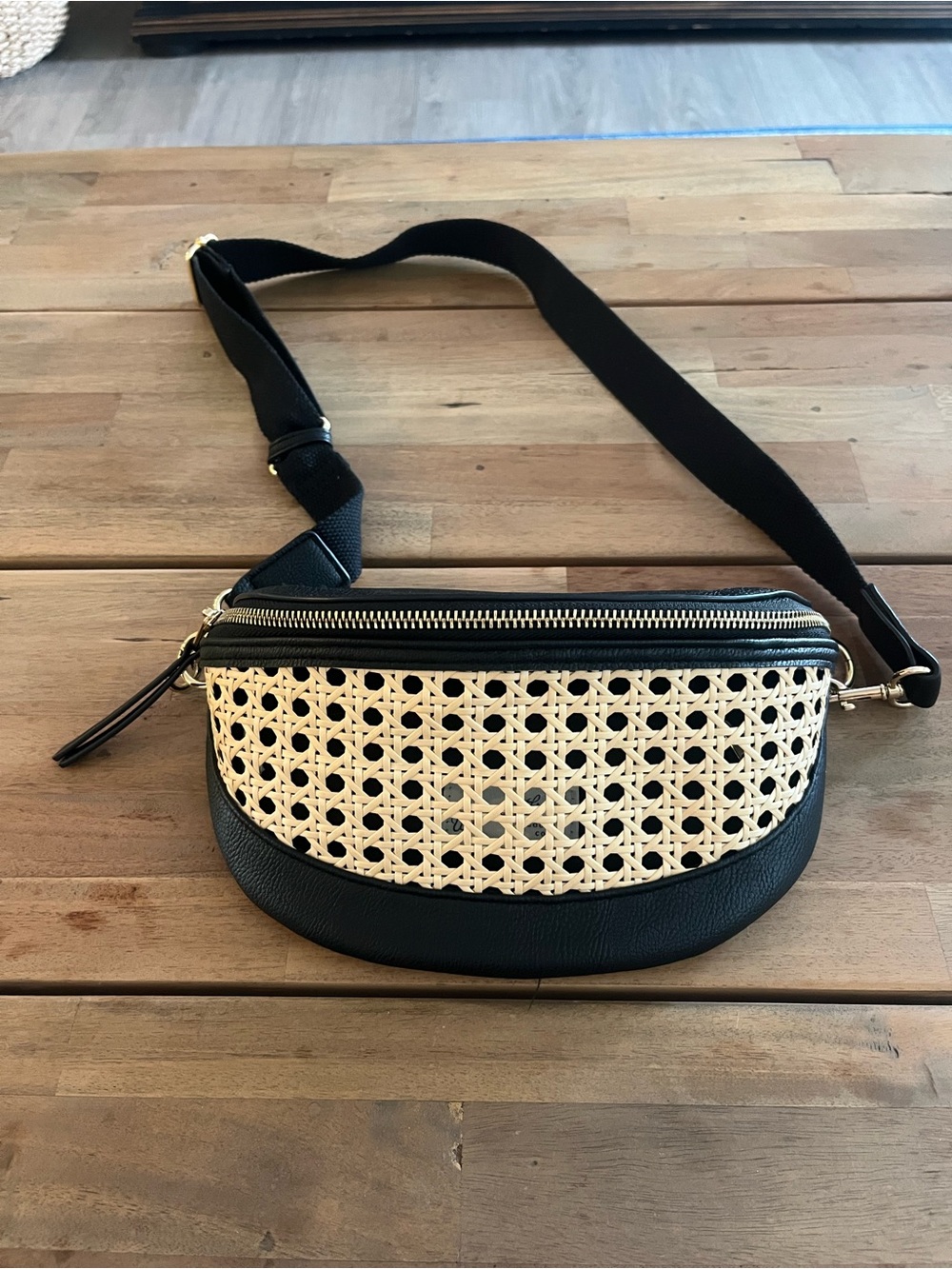 Universal Thread Black & Natural Woven Crossbody Belt Bag